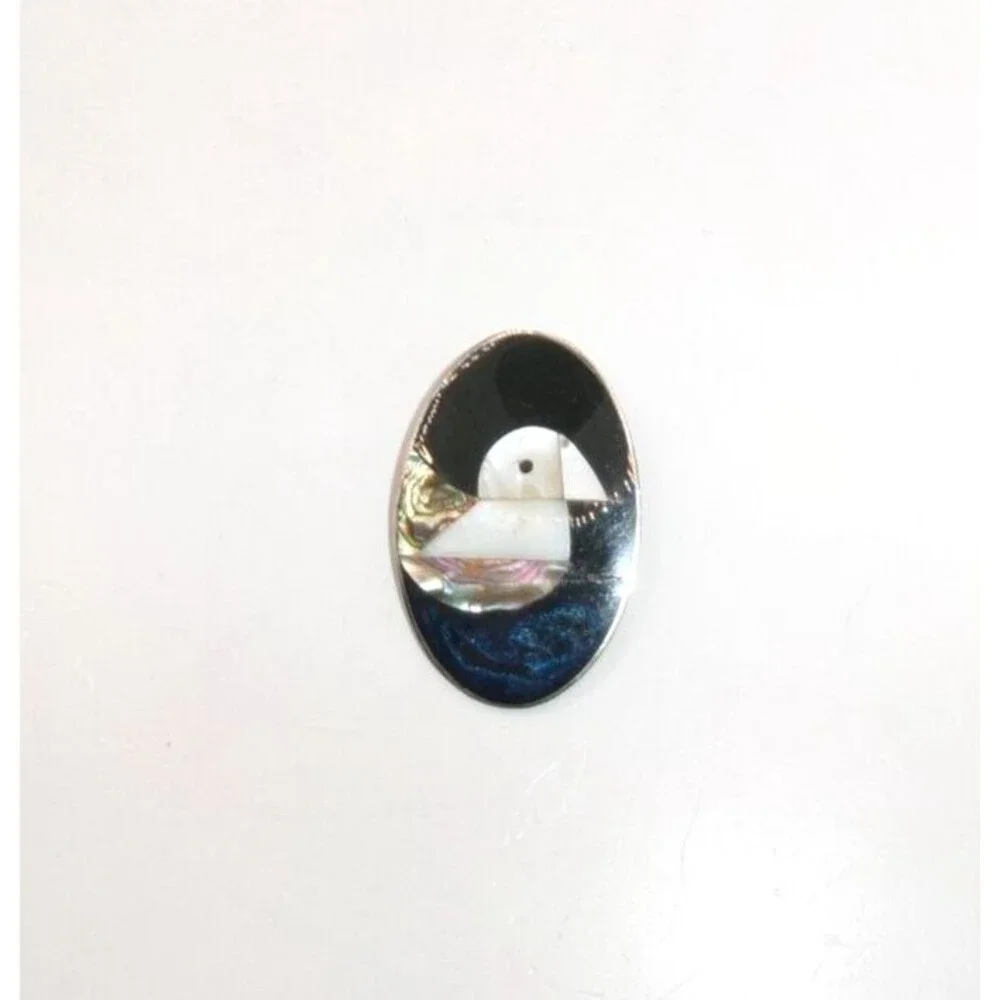 Vintage Alpaca Mexico Shell Bird Pin Brooch Puffin? Duck?